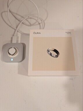 Oura Ring 5 GOLD size 7